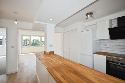 1 bedroom flat for sale, Justin Close, Brentford