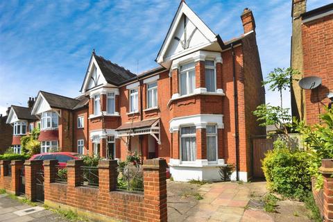 27 Clifden Road, Brentford, TW8 0PB