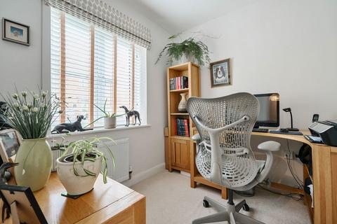 7 Cannings Close, Broughton Gifford, Melksham, SN12 8FQ