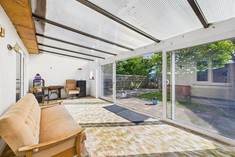 2 bedroom detached house for sale, Cyprus Road, Titchfield Common