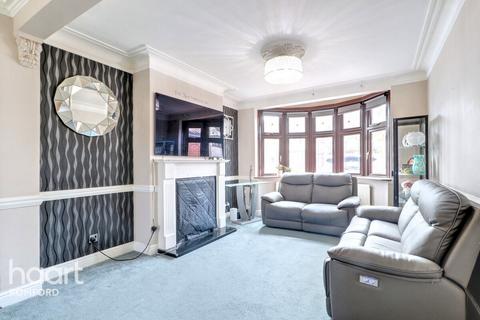 3 bedroom terraced house for sale, Fourth Avenue, Romford, RM7 0UB