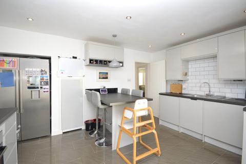 61 Dudley Road, Folkestone, CT19 6DA