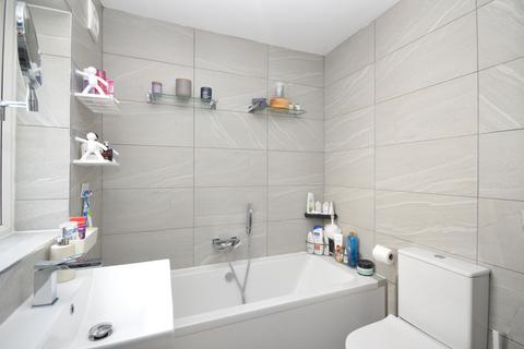 61 Dudley Road, Folkestone, CT19 6DA