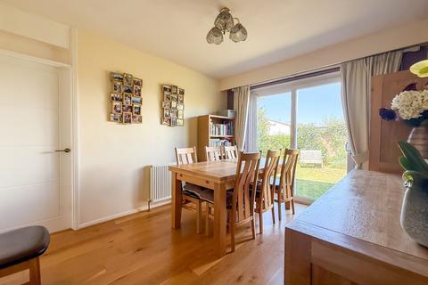 21 North Lane, Nailsea, Bristol, BS48 4BT