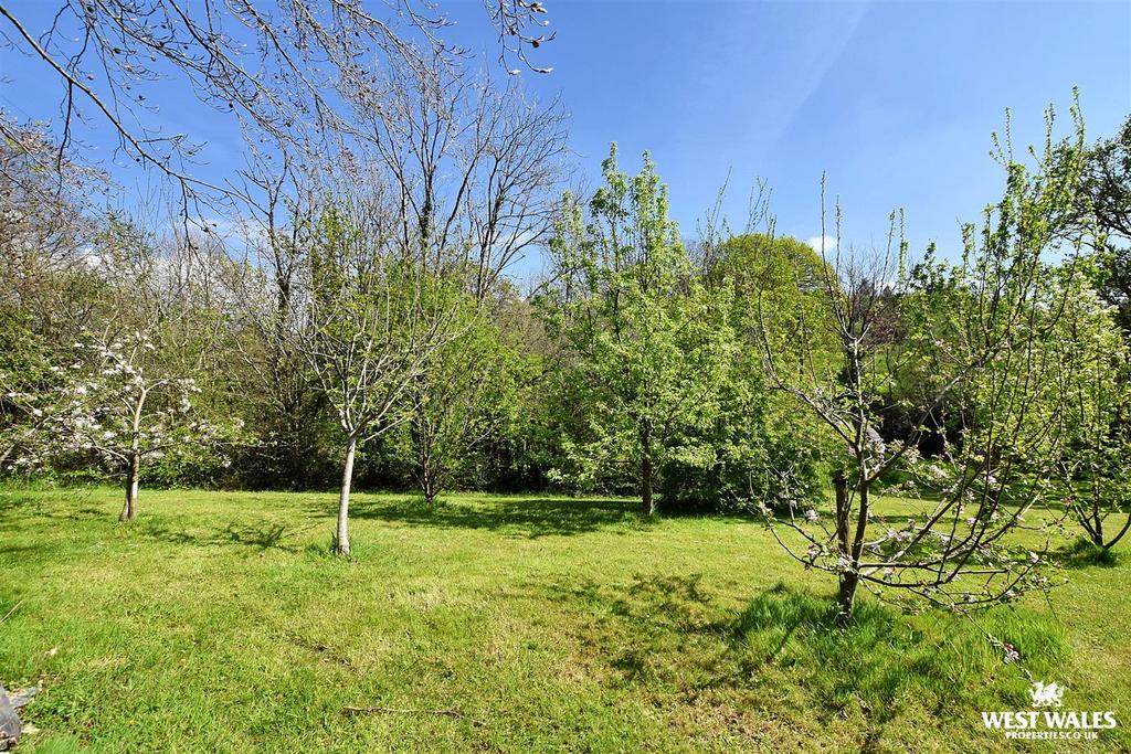 Orchard / Grounds