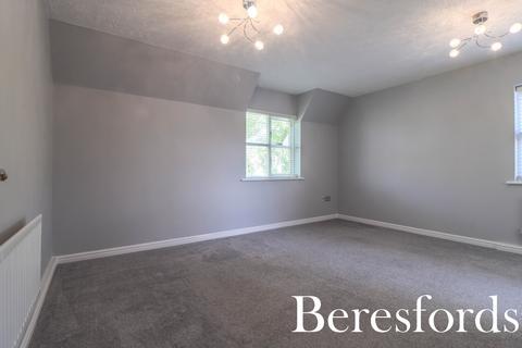 2 bedroom apartment for sale, Hazel Close, Laindon, SS15