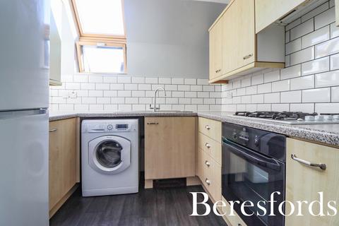 2 bedroom apartment for sale, Hazel Close, Laindon, SS15