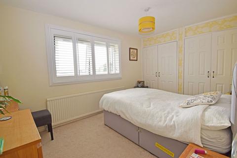2 bedroom flat for sale, 18 New Road, Bromsgrove, Worcestershire, B60 2JD