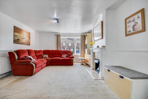 3 bedroom semi-detached house for sale, Shelley Road, Chelmsford