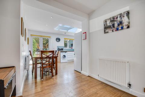 3 bedroom semi-detached house for sale, Shelley Road, Chelmsford