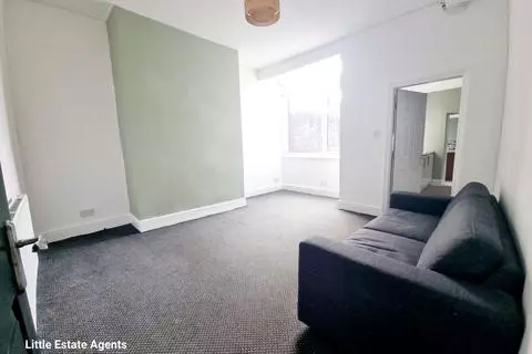 2 bedroom terraced house to rent – pohled 5