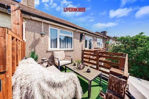 22 Burnham Crescent, Dartford, DA1 5BA