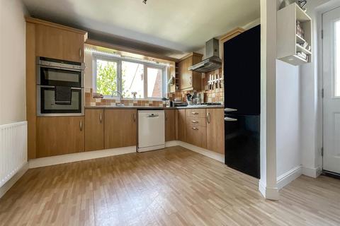 1 All Saints Close, Longwell Green, Bristol, BS30 9XQ