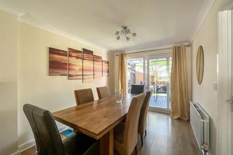 1 All Saints Close, Longwell Green, Bristol, BS30 9XQ
