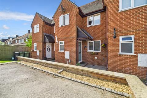 42 Fleetwood Way, Thame, OX9 3DF