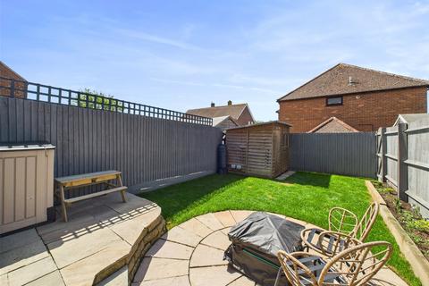 42 Fleetwood Way, Thame, OX9 3DF