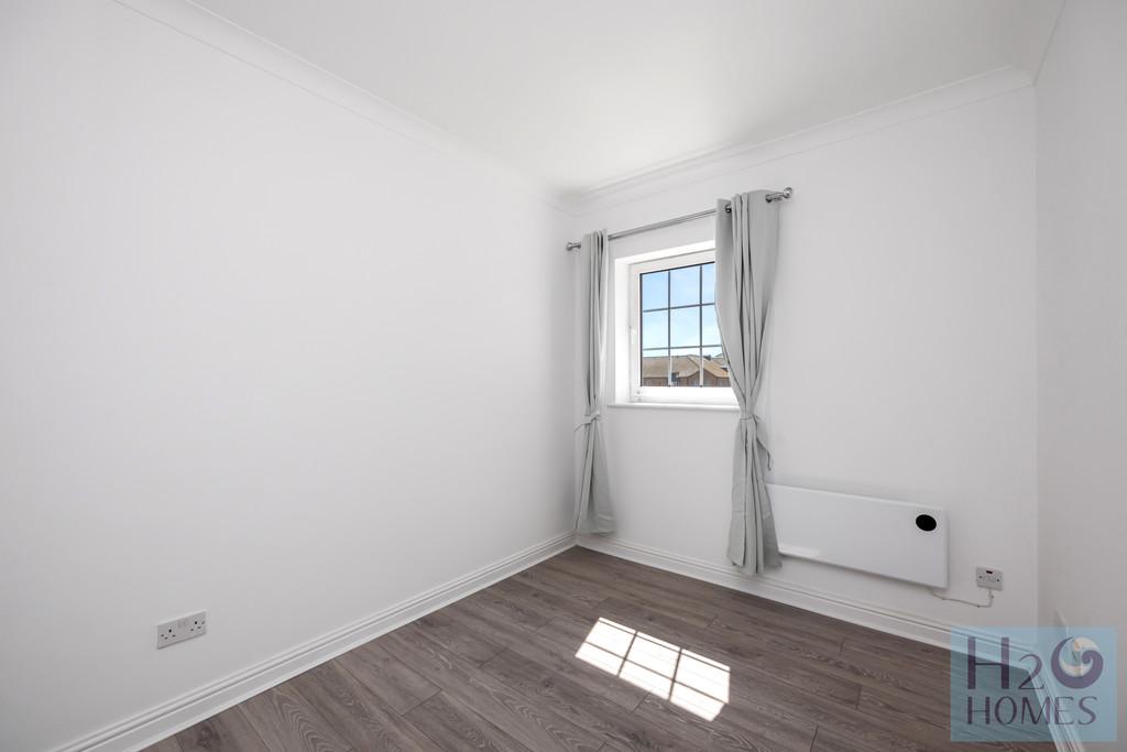 Brighton Marina, 38 Starboard Court-005