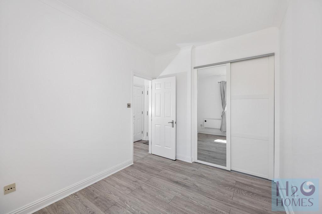 Brighton Marina, 38 Starboard Court-007