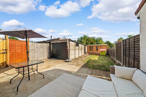 26 Birchwood Avenue, Wallington, SM6 7EN