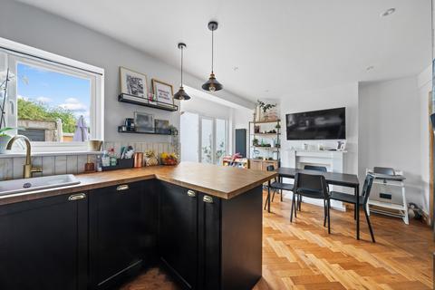 26 Birchwood Avenue, Wallington, SM6 7EN