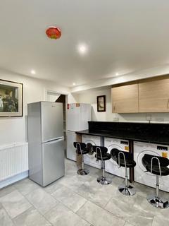 5 bedroom semi-detached house to rent, Highcrown Street, Southampton