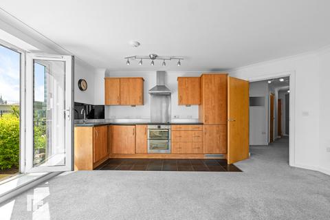 2 bedroom apartment for sale, The Anchorage, Penarth CF64