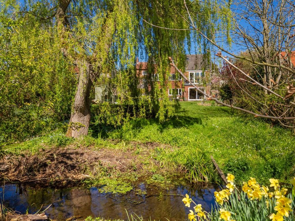 Harmers End-18