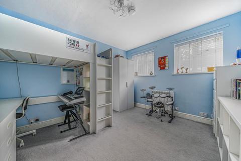 16 Aislibie Road, London, SE12 8QQ