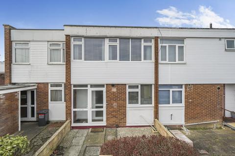 33 Mirror Path, London, SE9 4NY