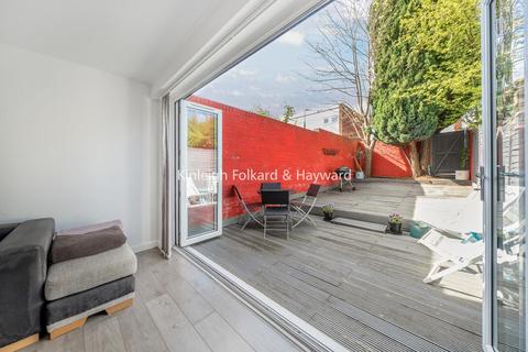 13 Charlesfield, London, SE9 4NX