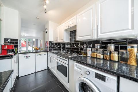 13 Charlesfield, London, SE9 4NX