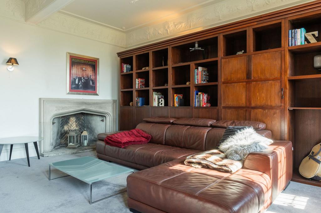 Cinema Room/Libary