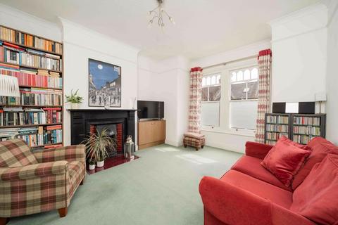 3 bedroom flat for sale, Jeddo Road W12