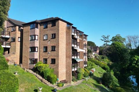 2, Campbell Court Dorking Road, Leatherhead, KT22 8HS