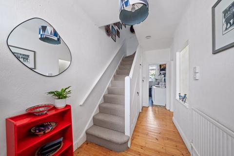 132 Caldbeck Avenue, Worcester Park, KT4 8BJ