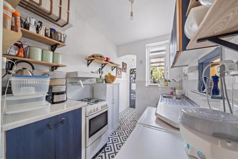 132 Caldbeck Avenue, Worcester Park, KT4 8BJ