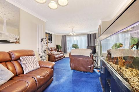 3 Stuart Close, Great Wakering, Southend-on-sea, SS3 0JD