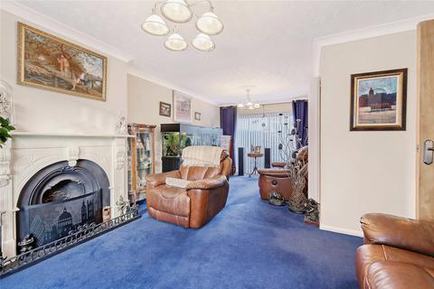 3 Stuart Close, Great Wakering, Southend-on-sea, SS3 0JD