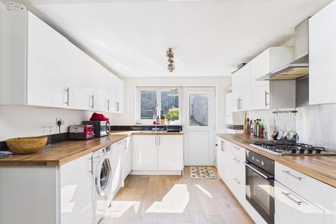 31 Bellevue, Redruth, TR15 1LF