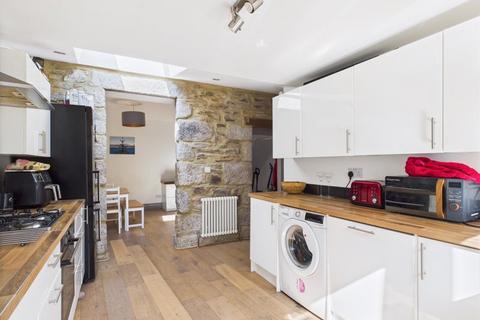 31 Bellevue, Redruth, TR15 1LF