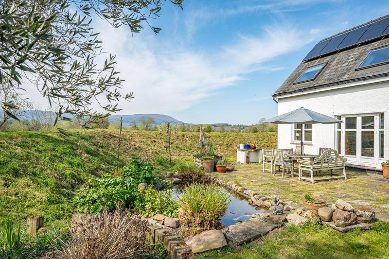 Garden and Views