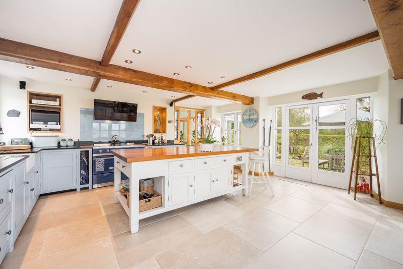 Kitchen / Dining /