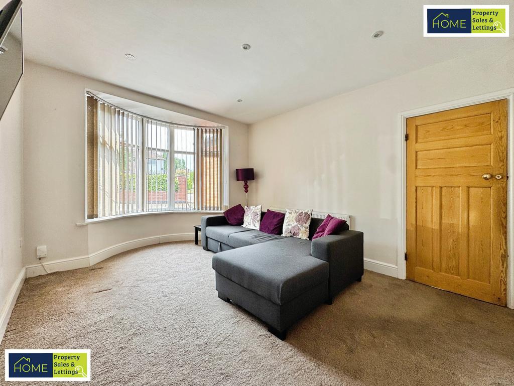 585 Loughborough Road, Birstall, Leicester, LE4 4 N