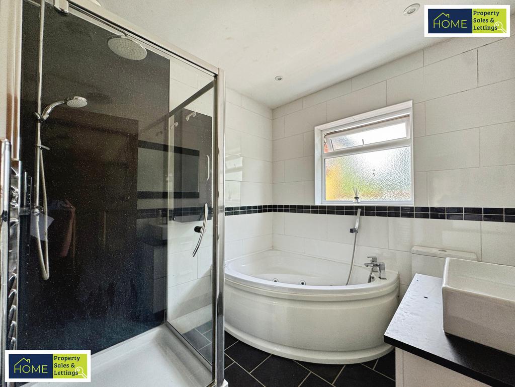 585 Loughborough Road, Birstall, Leicester, LE4 4 N