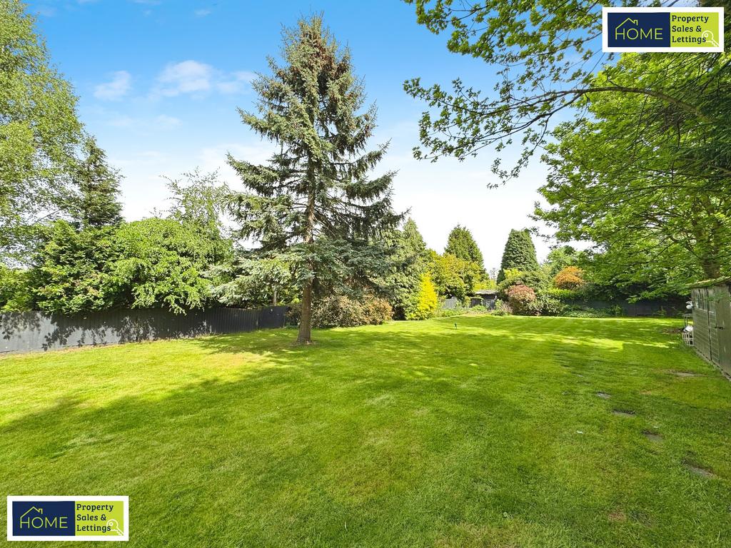 585 Loughborough Road, Birstall, Leicester, LE4 4 N