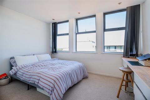 1 bedroom apartment for sale, Streatham High Road, London SW16