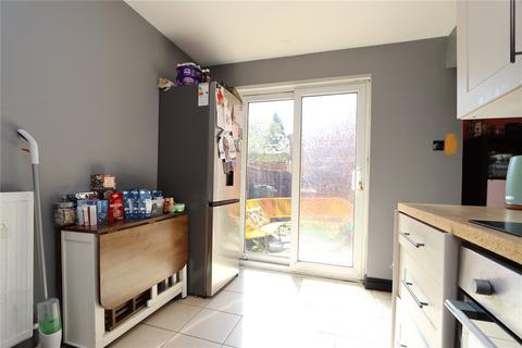 98 Corn Hill, Two Mile Ash, Milton Keynes, MK8 8HB