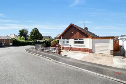 1 Adrian Close, Bideford, EX39 2LX