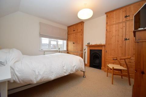 Harpsden Cottage High Street, Goring, Reading, RG8 9BA