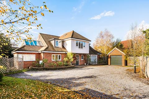 4 bedroom detached house for sale, Northcourt Avenue, Reading RG2